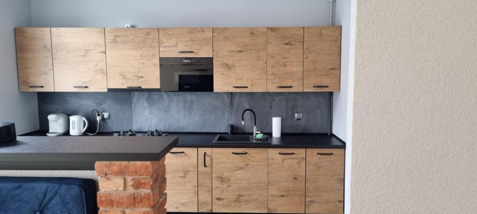 Apartamenty Lazurowy I Sloneczny Z Darmowym Parkingiem Strzezonym Jelení Hora Pokoj fotografie