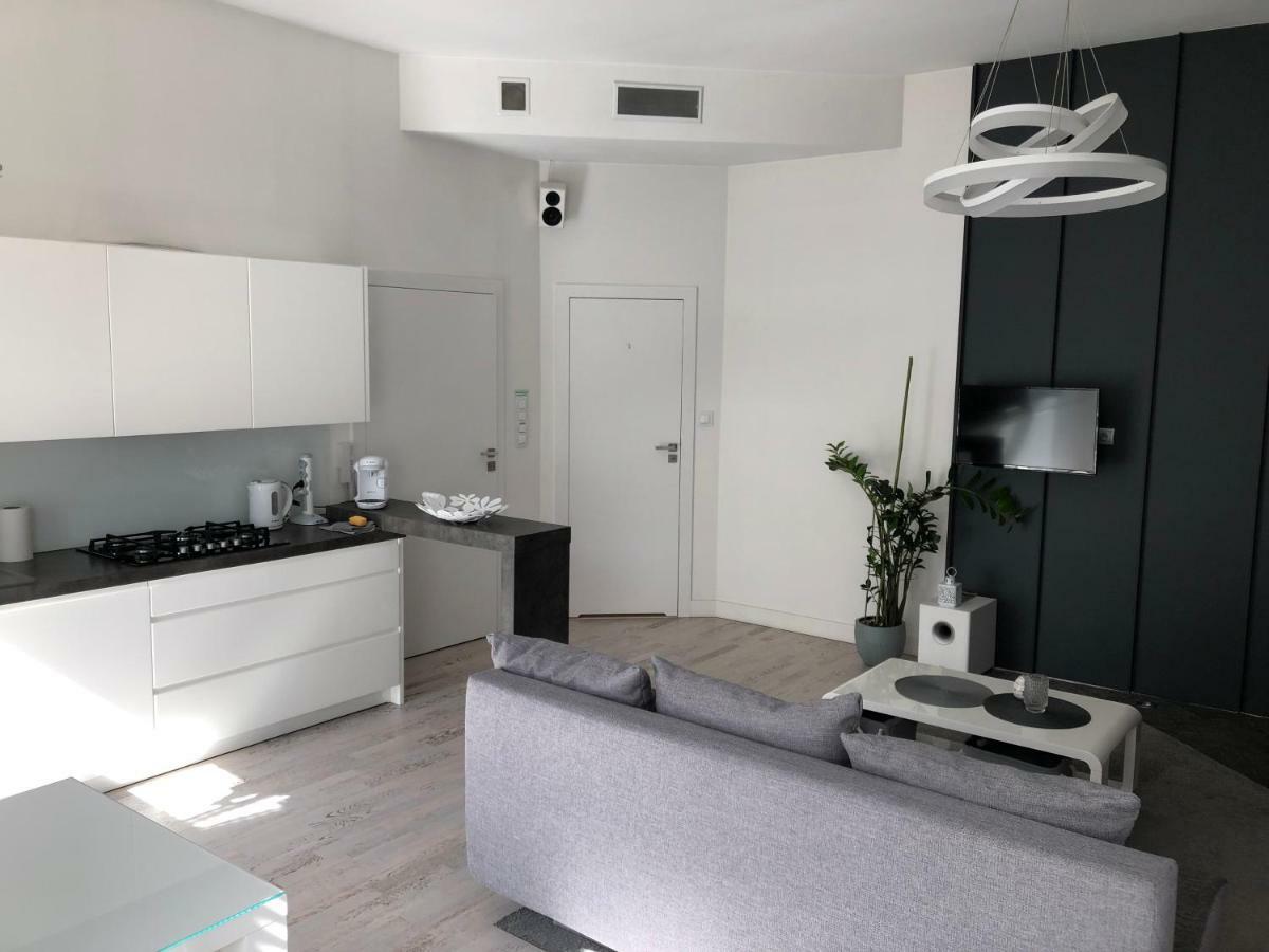 Apartamenty Lazurowy I Sloneczny Z Darmowym Parkingiem Strzezonym Jelení Hora Exteriér fotografie